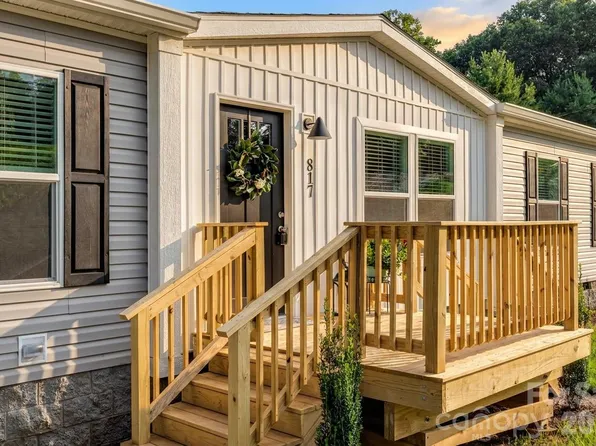 817 Jupiter Rd, Weaverville, NC 28787