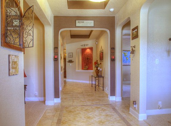 5th image of 317 Arendes Dr