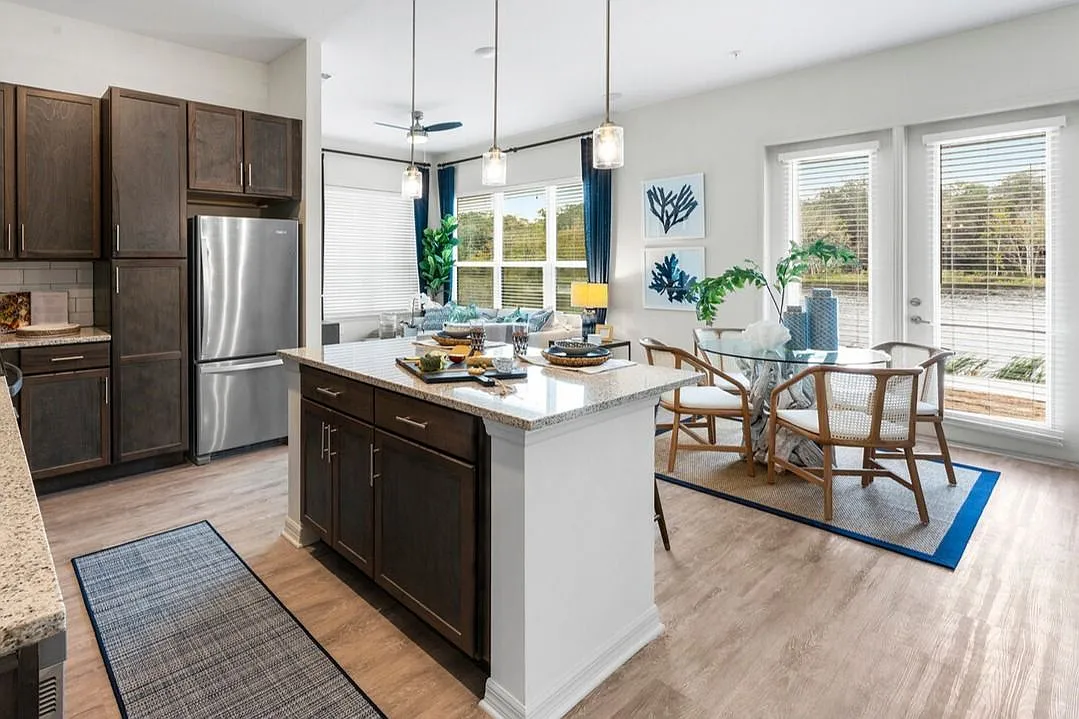 The Reef Apartments — Photo 4
