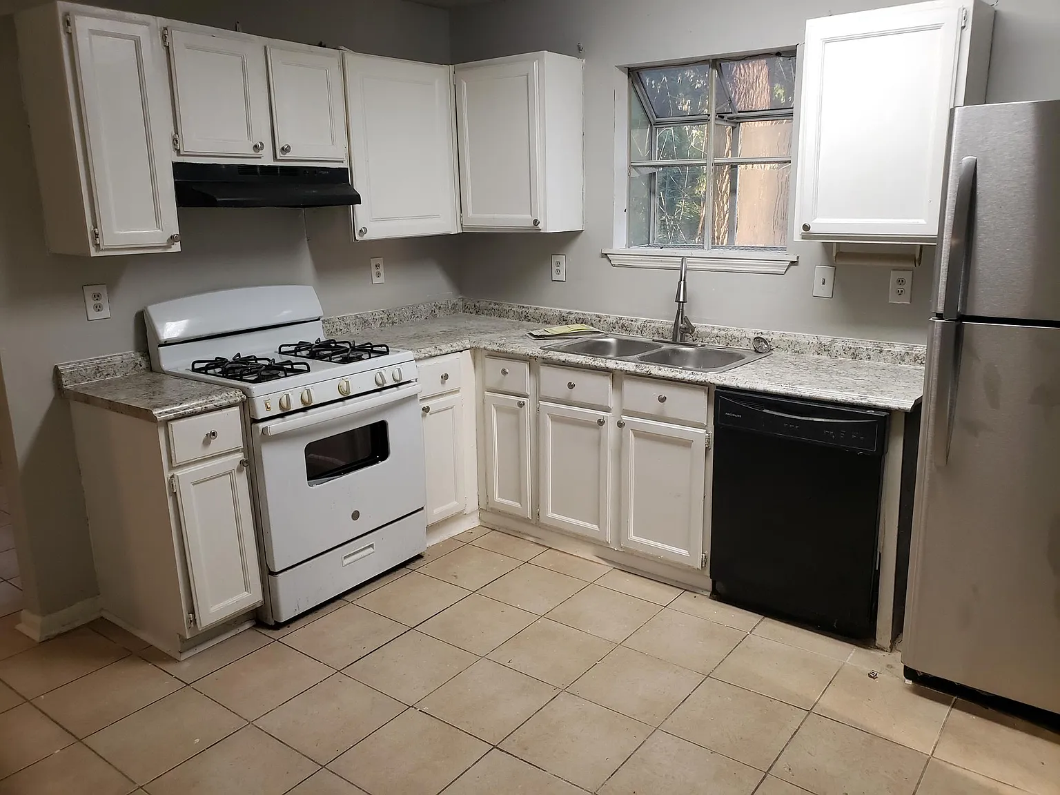 4744 Cedar Park Way — Photo 4