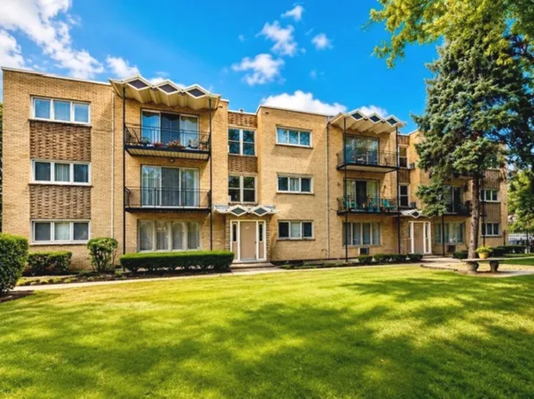 8449 S Kedzie Ave APT 101, Chicago, IL 60652