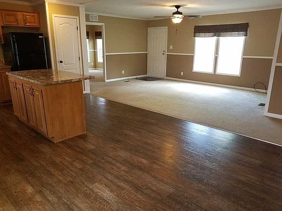 3rd image of 7022 Glen Cove Dr