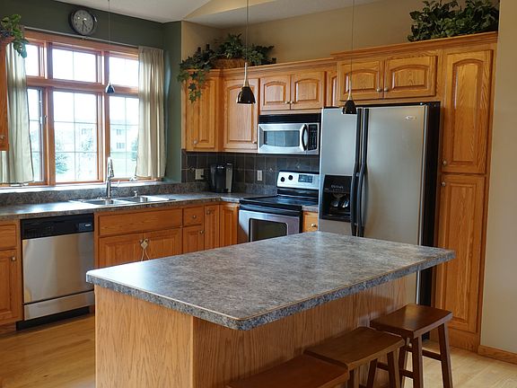 Huge Kitchen w/ HW floors