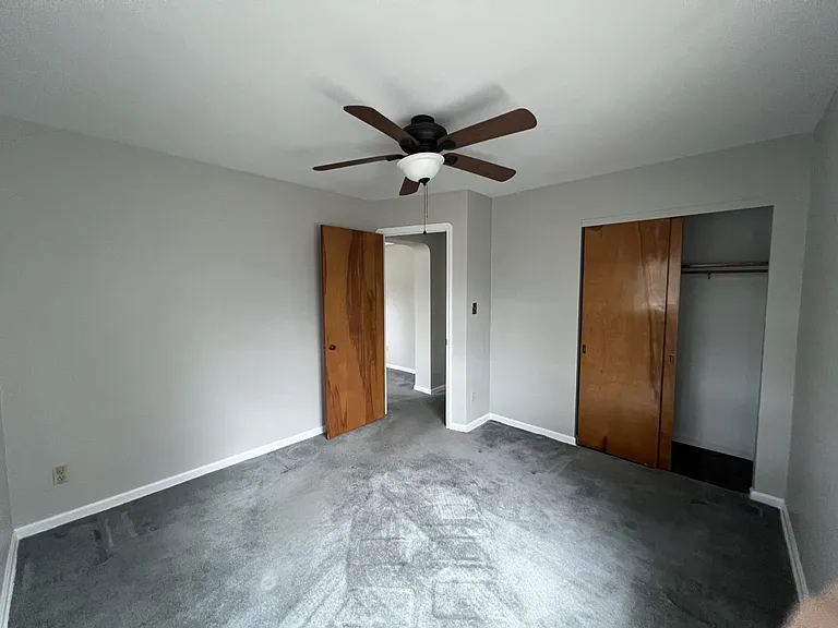 6423 Ridge Rd — Photo 11