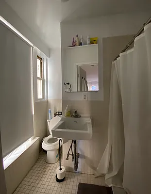 Rented by Current Real Estate Advisors | media 5