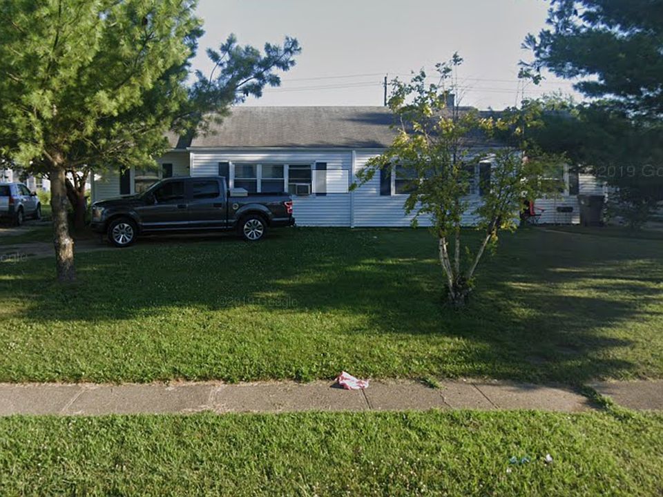 1st image of 2213 Admiral Dr #2213