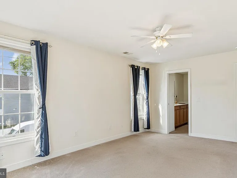 7821 Outing Ave #A — Photo 8
