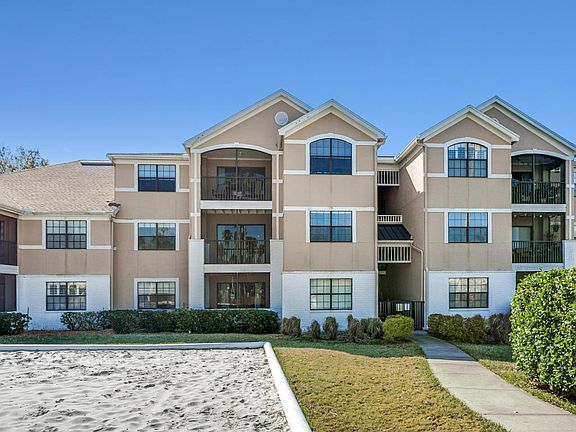 5th image of 300 Boardwalk Dr APT 126