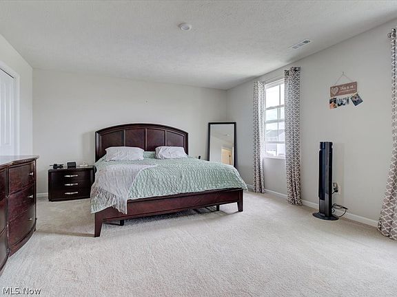 5th image of 213 Fairfield Dr