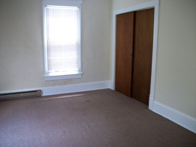 2nd image of 217 Kee St