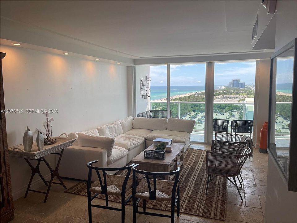 1st image of 100 Bayview Dr APT 1924