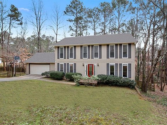 2nd image of 670 Branch Valley Ct