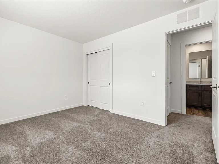 1845 N Black Cyprus Ave — Photo 21