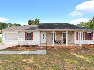 108 Hardy St, Williamston, SC 29697