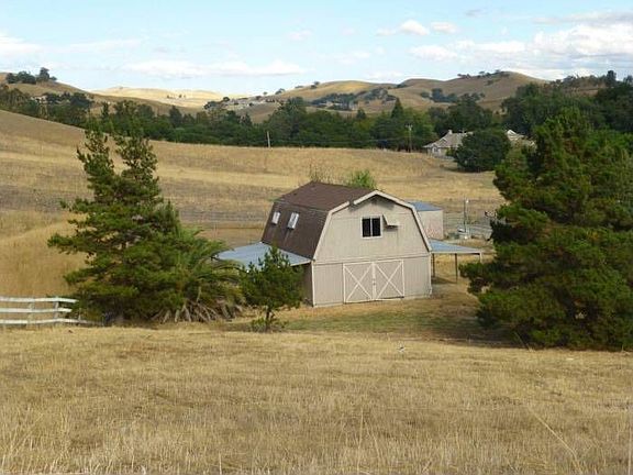 Barn