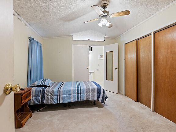3rd image of 275 Langdon Road