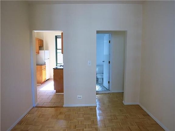 5th image of 516 E 79th St APT 2D