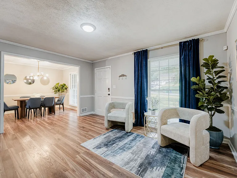 5767 Lanny Ln — Photo 6