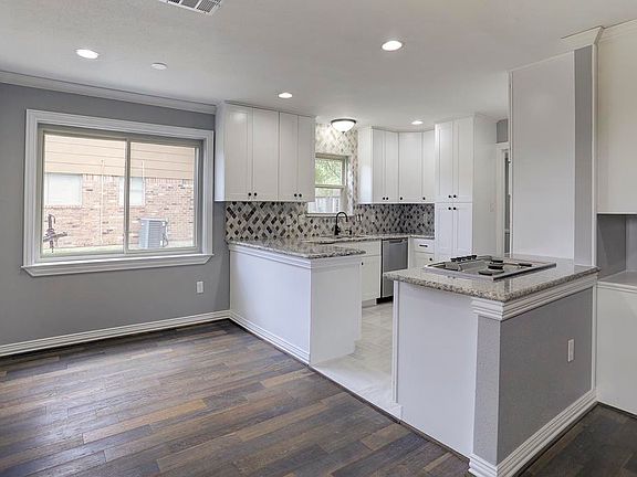 4th image of 1710 Ashford Hollow Ln