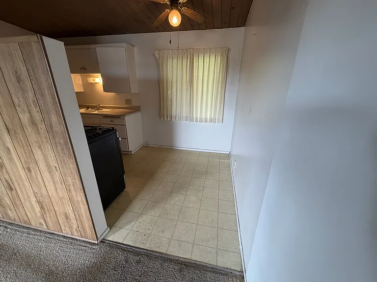 224 Barranca Ave — Photo 3