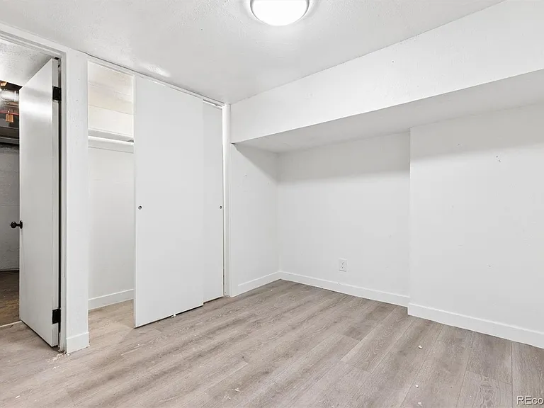 2280 S Decatur St — Photo 18
