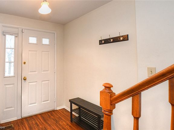 3rd image of 9576 E Idlewood Dr