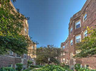 49 South Blvd #43-3N, Oak Park, IL 60302