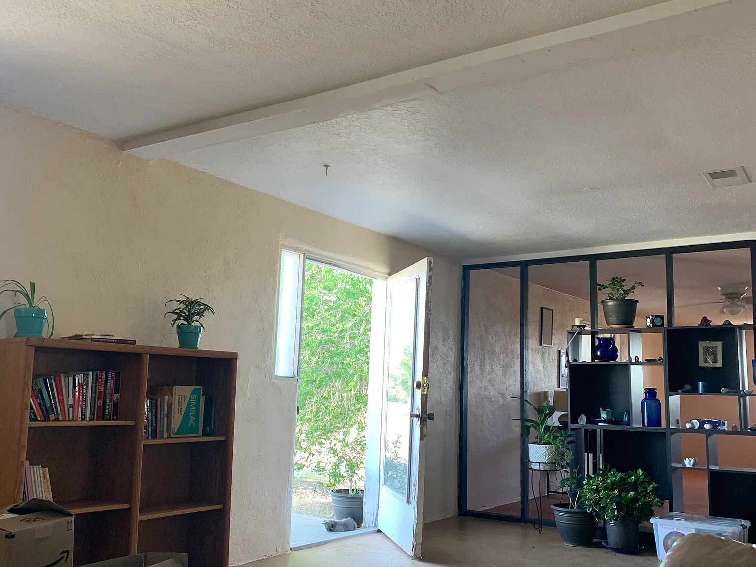 2 bed, 1.5 bath, 2685 sqft, $1,150 — Photo 2
