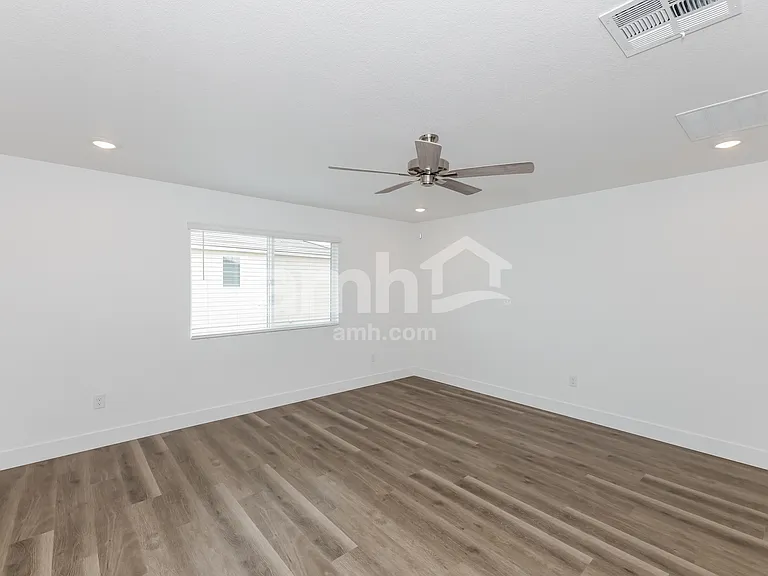 9526 Aldersyde Dr — Photo 10