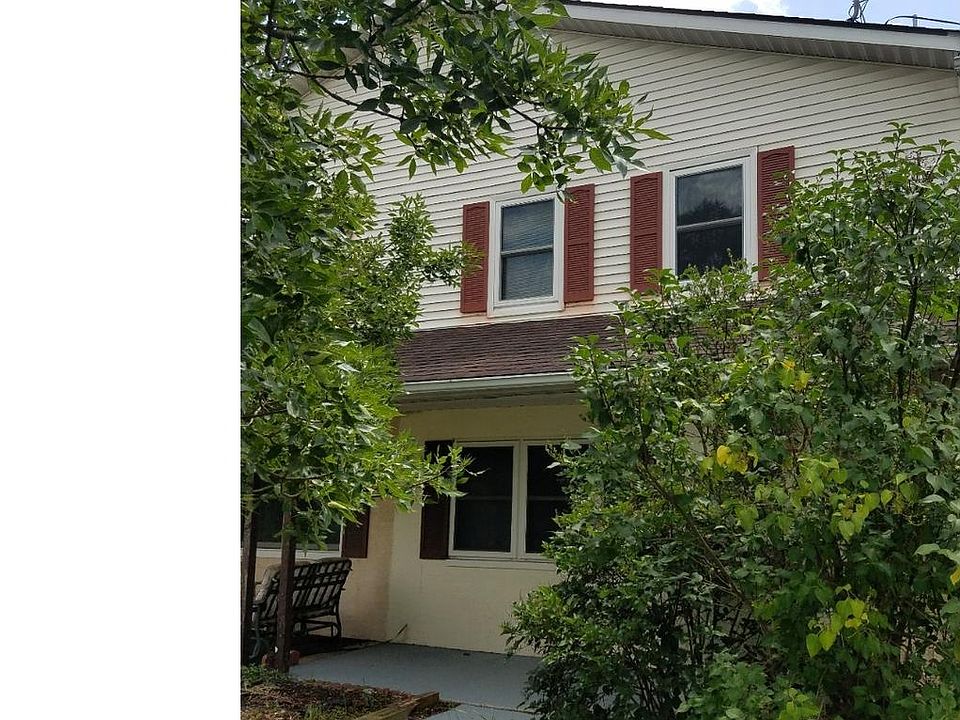 1st image of 99 Laurel Ct