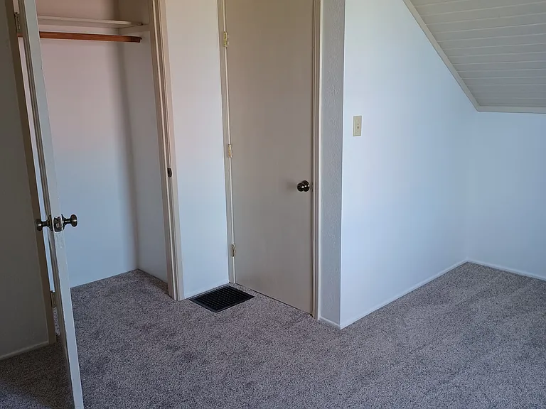 229 Alameda Ave — Photo 17