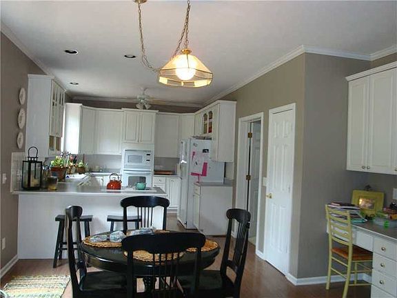 5th image of 18783 Wimbley Way