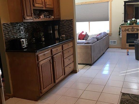 2nd image of 16 Havenwood Dr