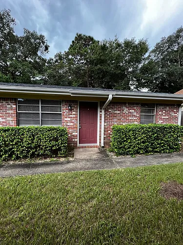 545 Hickory Ave #B Photo 1