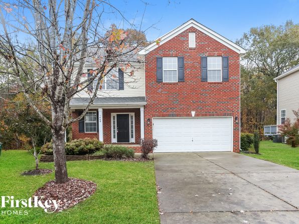 1440 Bottle Brush Ln
