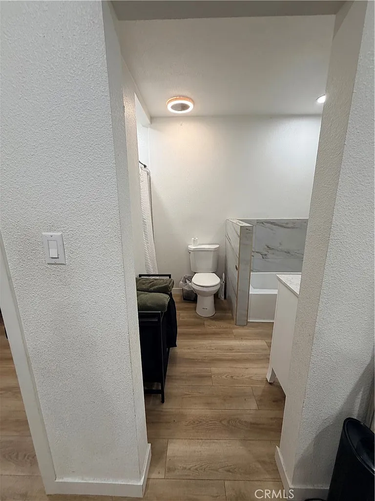 2 bed, 850 sqft, $2,800 — Photo 3