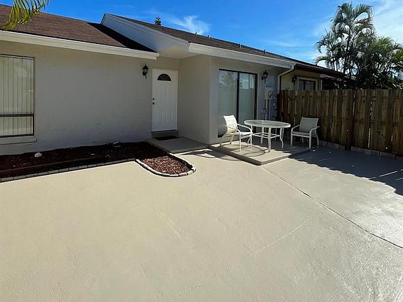 2nd image of 5667 Biscayne Dr