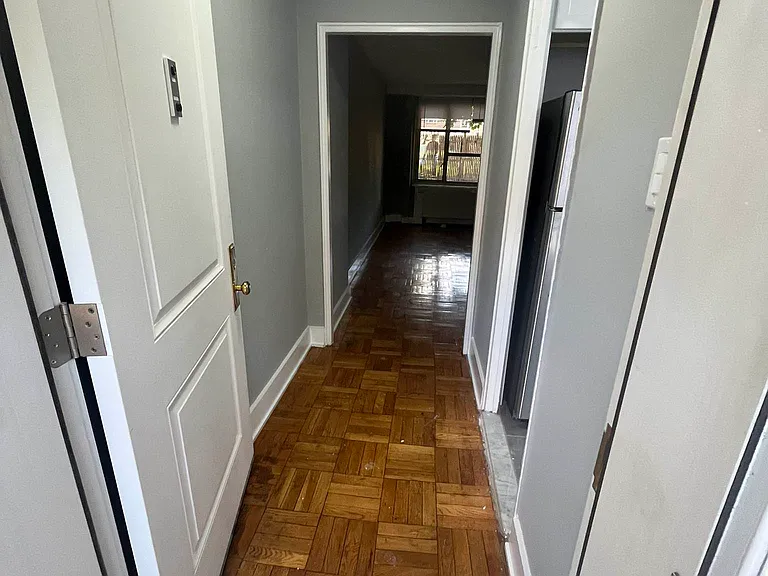 185-15 64th Ave #1 — Photo 2