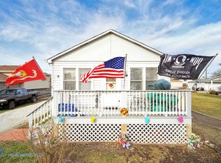 8444 S 77th Ct, Bridgeview, IL 60455