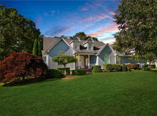 16 Piezzo Dr, Westerly, RI 02891