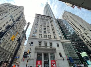 1 King St W #4102-C01, Toronto, ON M5H 1A1