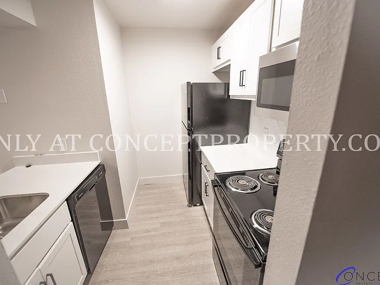 Lofts on 5th — Photo 117