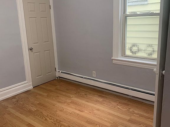 5th image of 18 Shanley Ave #1A