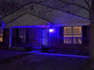 1581 Dover Hill Rd N #1, Walled Lake, MI 48390