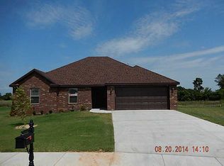 407 Blair Cir, Pea Ridge, AR 72751