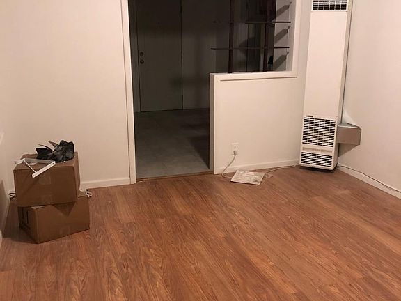 2nd image of 465 W 27th St #1R