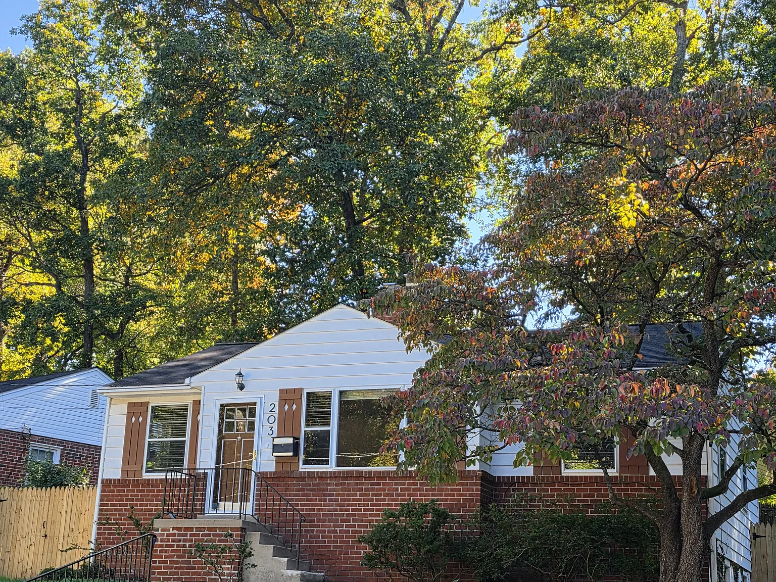 3 bed, 1.5 bath, 1470 sqft, $2,850 — Photo 1
