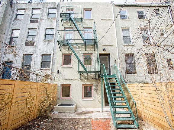 2nd image of 213# 3 Ashland Pl