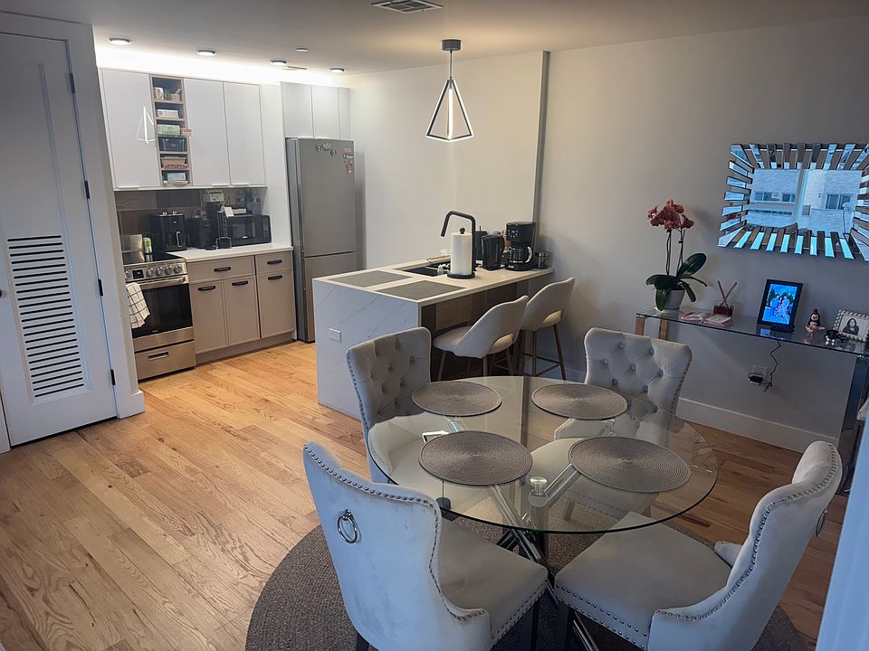 1st image of 2108 Avenue P #806