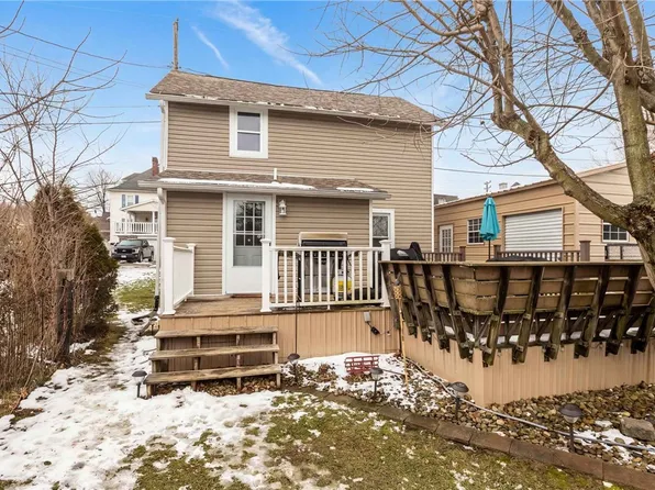 152 N Haft St, Houston, PA 15342